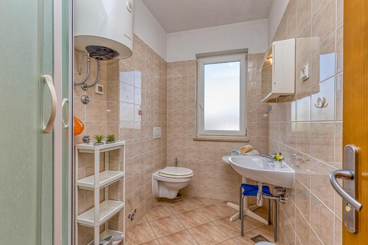 Sunrise Apartments Rovinj Exterior photo