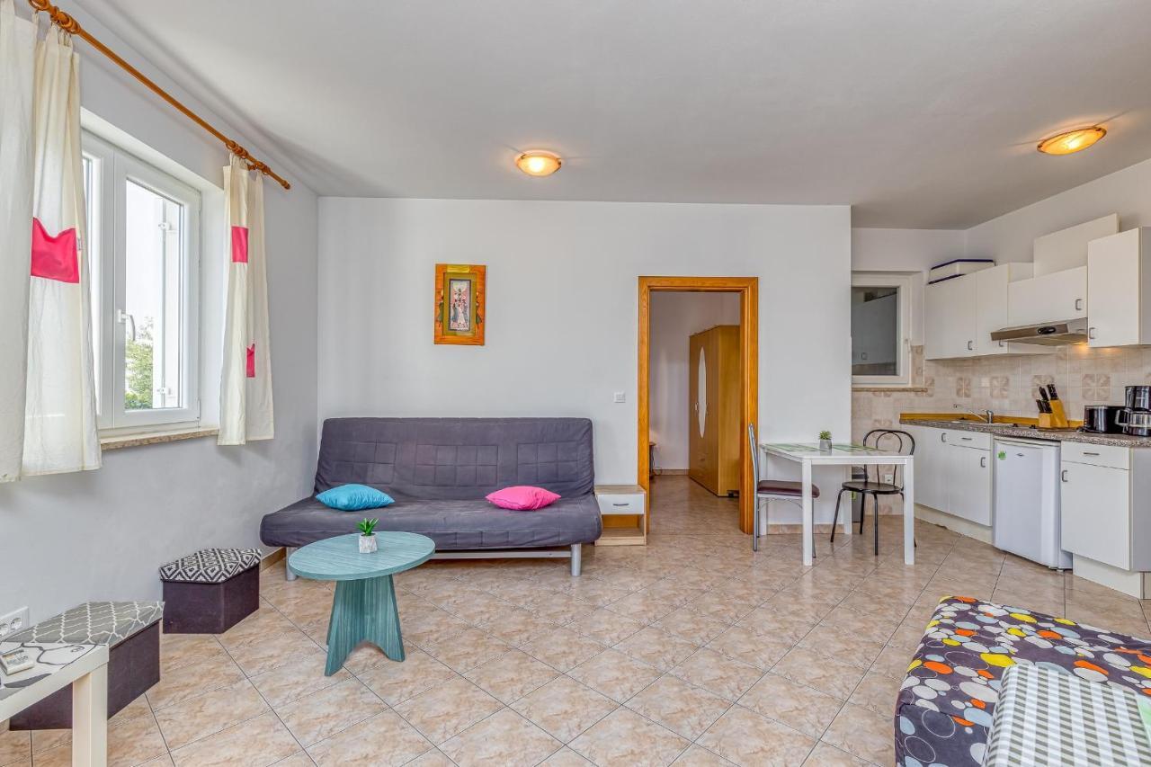 Sunrise Apartments Rovinj Exterior photo